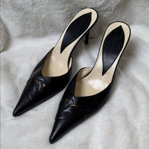 BCBGMaxAzria Black Pointed Toe Leather Mule Heels